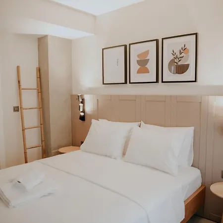 Paye Butik Bed & Breakfast Alacati